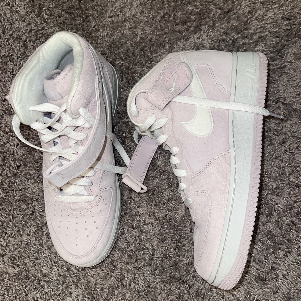 barely worn purple/pink nike Air Force 1